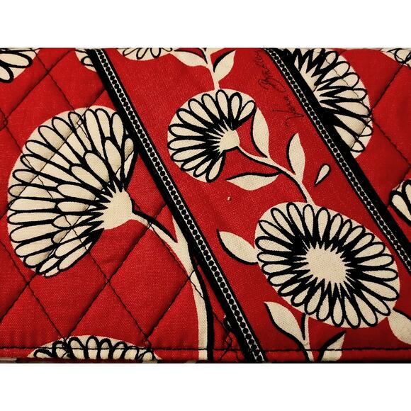 NEW Vera Bradley Travel Passport Wallet Deco Daisy Red Floral And Houndstooth - Picture 5 of 5